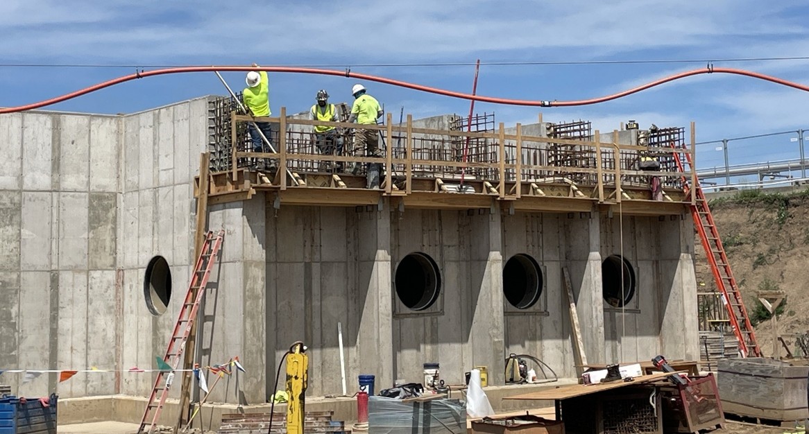 Workers on scaffolding